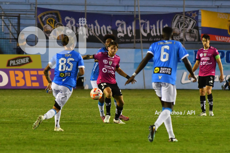 FBL-LIGAPRO-MANTA-IDV