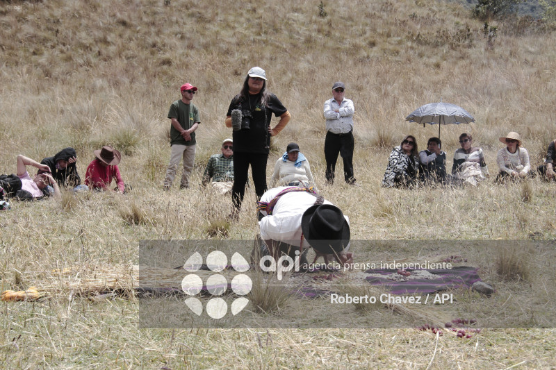 MISA Y RITUALES EN MEMORIA DE FERNANDO VILLAVICENCIO