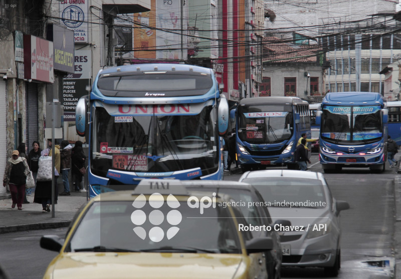 Transito normal de Buses de servicio publico