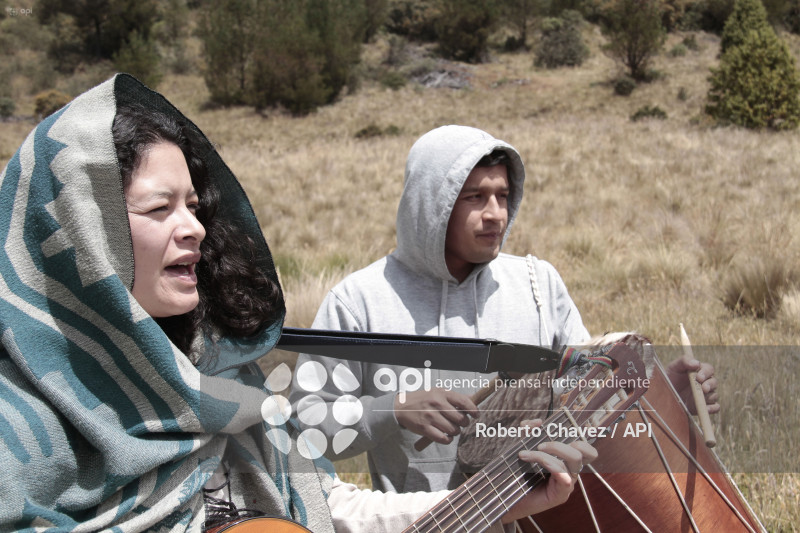 MISA Y RITUALES EN MEMORIA DE FERNANDO VILLAVICENCIO