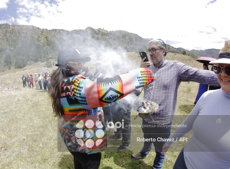 MISA Y RITUALES EN MEMORIA DE FERNANDO VILLAVICENCIO