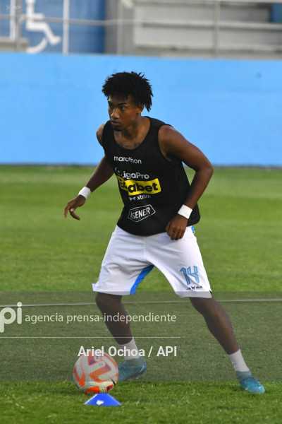 FBL-LIGAPRO-MANTA-IDV