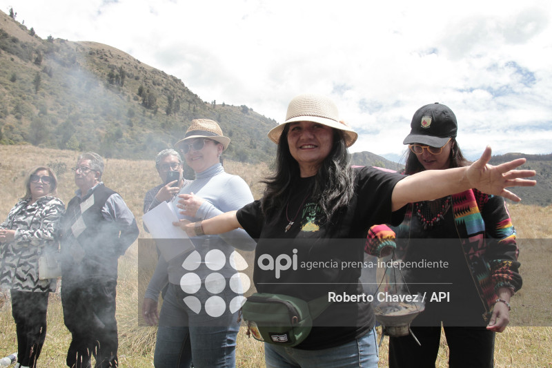 MISA Y RITUALES EN MEMORIA DE FERNANDO VILLAVICENCIO