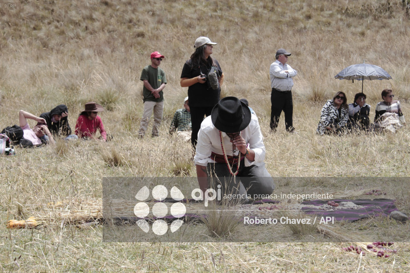 MISA Y RITUALES EN MEMORIA DE FERNANDO VILLAVICENCIO