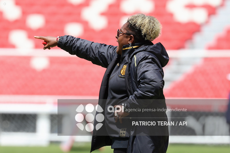 FBL SUPERLIGA FEMENINA LIGA DE QUITO VS BARCELONA