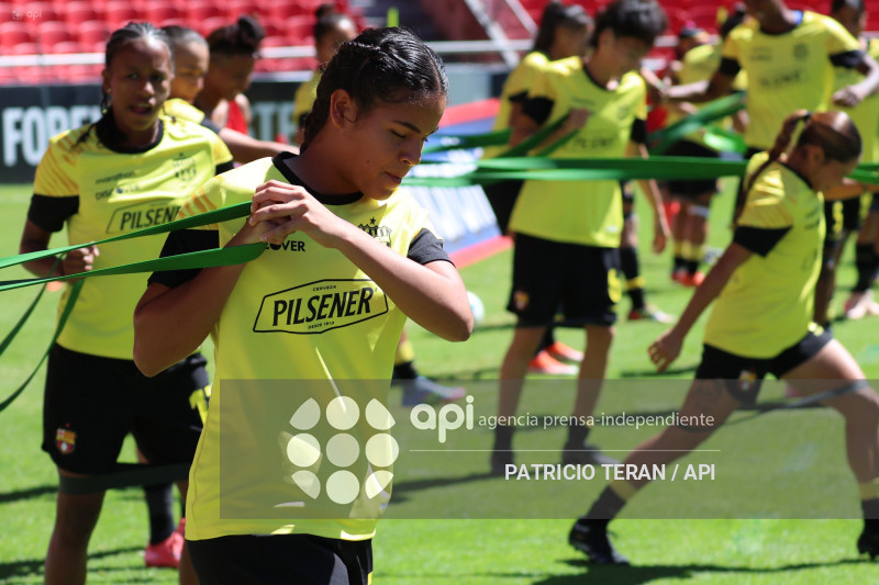 FBL SUPERLIGA FEMENINA LIGA DE QUITO VS BARCELONA