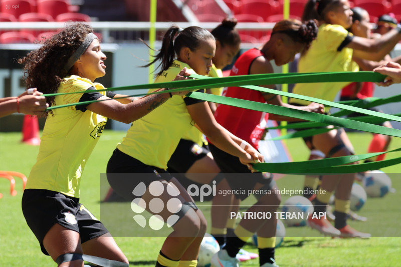 FBL SUPERLIGA FEMENINA LIGA DE QUITO VS BARCELONA