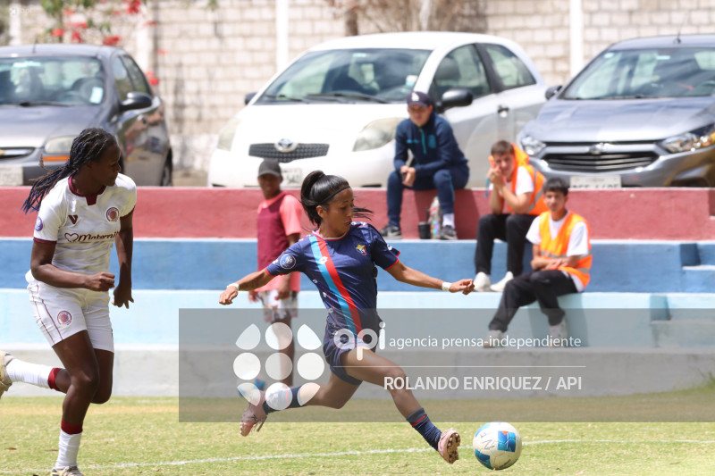 FBL SUPERLIGA FEMENINA EL NACIONAL VS VINO TINTO