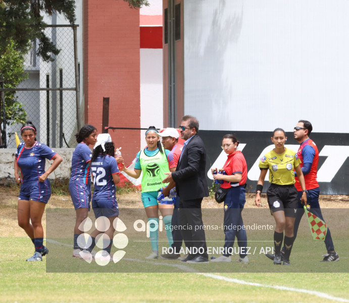 FBL SUPERLIGA FEMENINA EL NACIONAL VS VINO TINTO