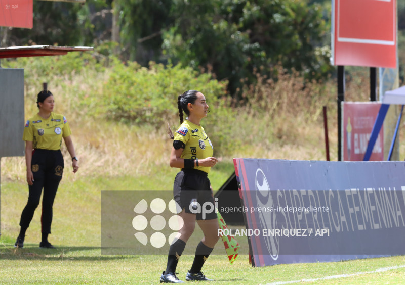 FBL SUPERLIGA FEMENINA EL NACIONAL VS VINO TINTO