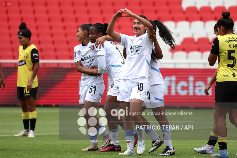 FBL SUPERLIGA FEMENINA LIGA DE QUITO VS BARCELONA