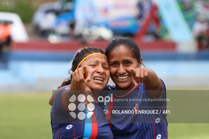 FBL SUPERLIGA FEMENINA EL NACIONAL VS VINO TINTO