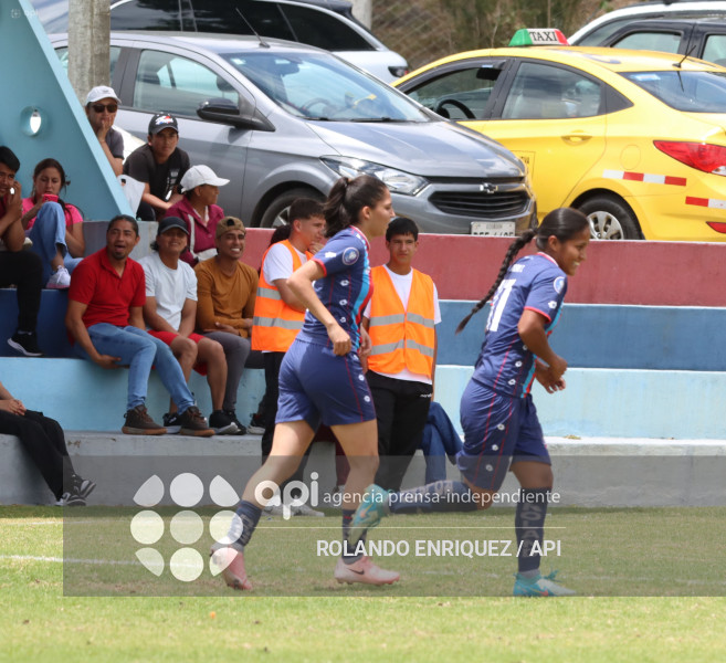 FBL SUPERLIGA FEMENINA EL NACIONAL VS VINO TINTO