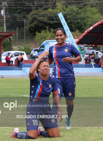FBL SUPERLIGA FEMENINA EL NACIONAL VS VINO TINTO