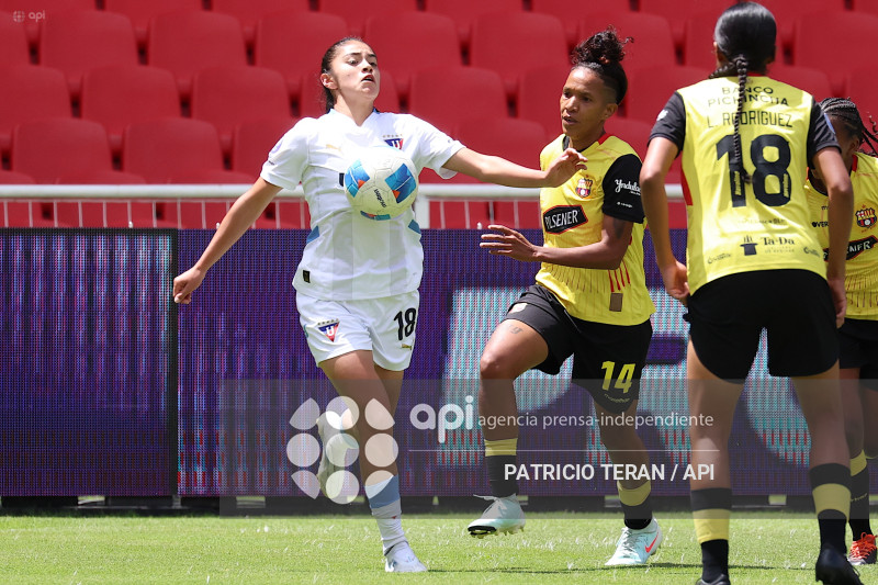 FBL SUPERLIGA FEMENINA LIGA DE QUITO VS BARCELONA