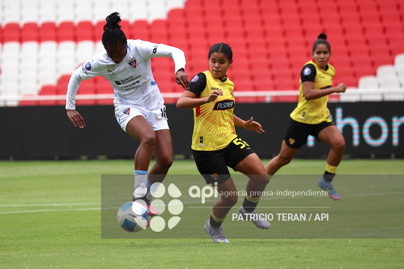 FBL SUPERLIGA FEMENINA LIGA DE QUITO VS BARCELONA