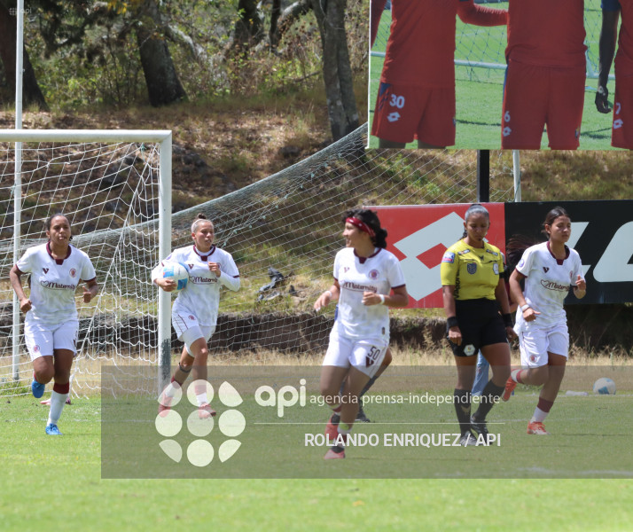 FBL SUPERLIGA FEMENINA EL NACIONAL VS VINO TINTO