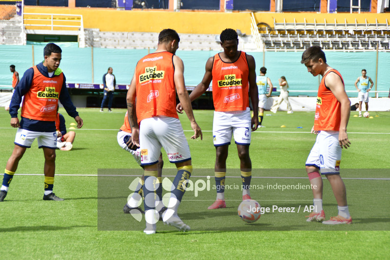 FBL LIGA ECUABET MACARA DELFIN