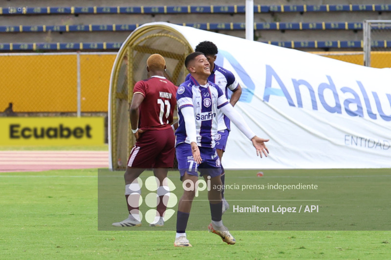 FBL-LIGAPRO-VINOTINTO VS TÉCNICO-UNIVERSITARIO