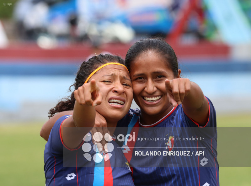 FBL SUPERLIGA FEMENINA EL NACIONAL VS VINO TINTO