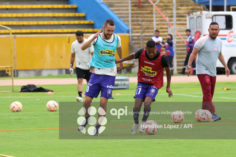 FBL-LIGAPRO-VINOTINTO VS TÉCNICO-UNIVERSITARIO