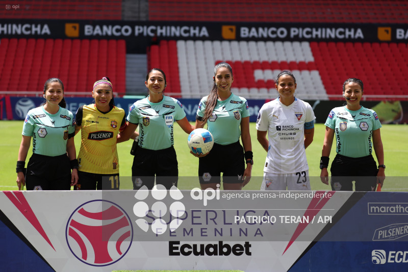 FBL SUPERLIGA FEMENINA LIGA DE QUITO VS BARCELONA