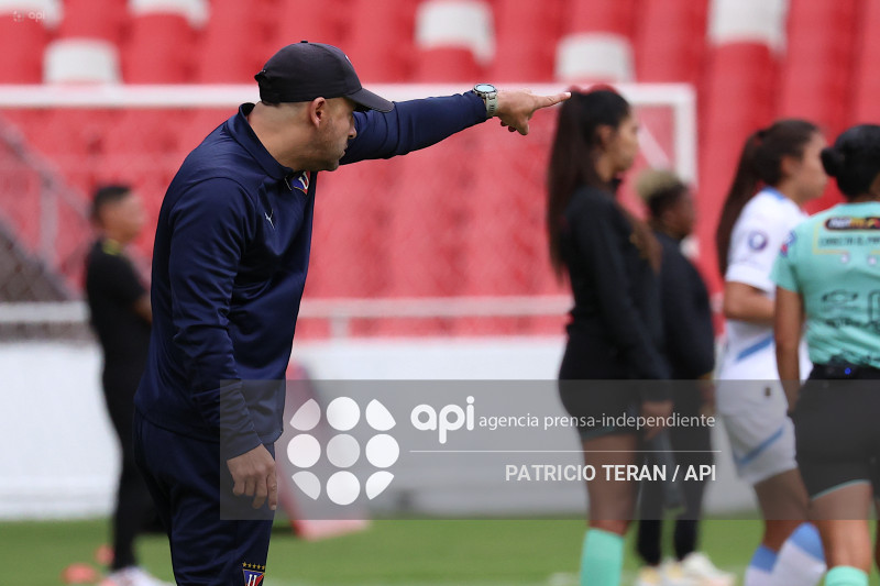 FBL SUPERLIGA FEMENINA LIGA DE QUITO VS BARCELONA