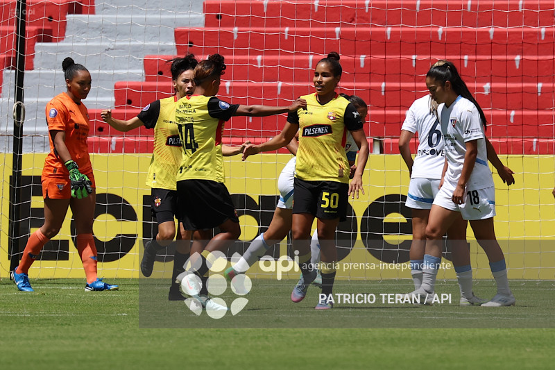 FBL SUPERLIGA FEMENINA LIGA DE QUITO VS BARCELONA