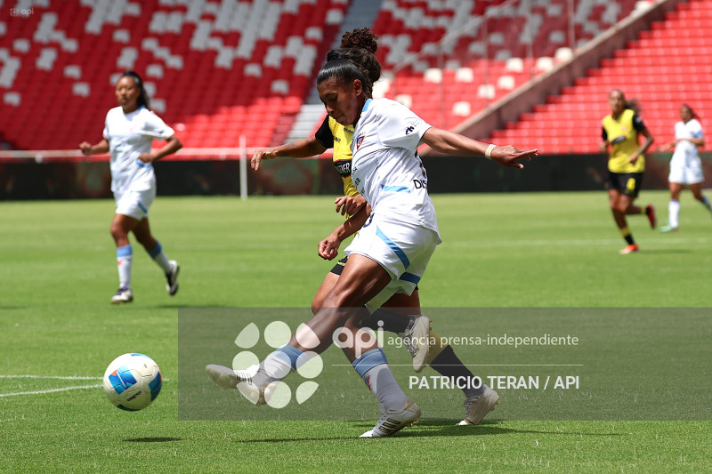 FBL SUPERLIGA FEMENINA LIGA DE QUITO VS BARCELONA