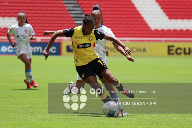 FBL SUPERLIGA FEMENINA LIGA DE QUITO VS BARCELONA