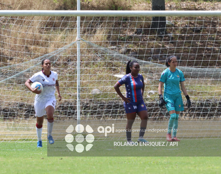 FBL SUPERLIGA FEMENINA EL NACIONAL VS VINO TINTO