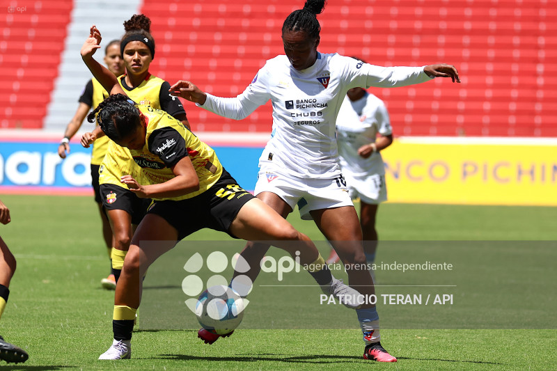 FBL SUPERLIGA FEMENINA LIGA DE QUITO VS BARCELONA