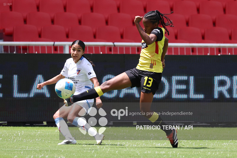 FBL SUPERLIGA FEMENINA LIGA DE QUITO VS BARCELONA