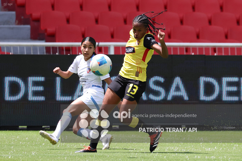 FBL SUPERLIGA FEMENINA LIGA DE QUITO VS BARCELONA
