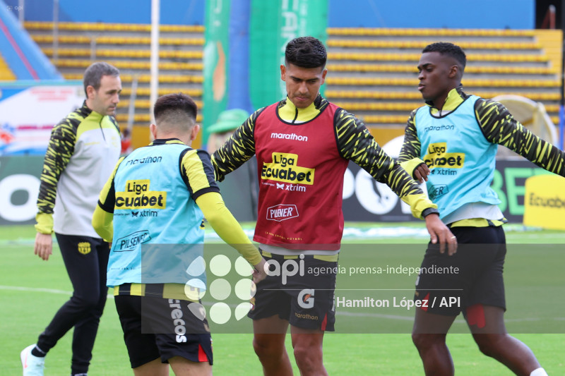 FBL-LIGAPRO-VINOTINTO VS NACIONAL-BARCELONA