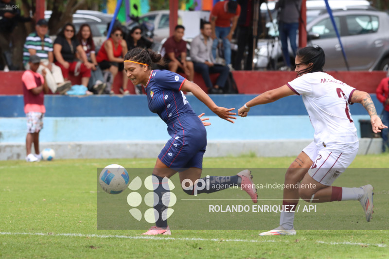 FBL SUPERLIGA FEMENINA EL NACIONAL VS VINO TINTO