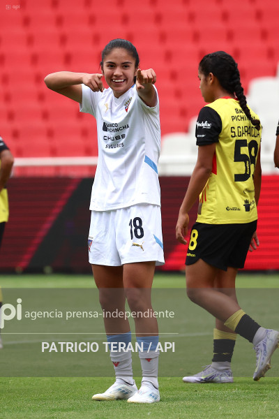 FBL SUPERLIGA FEMENINA LIGA DE QUITO VS BARCELONA