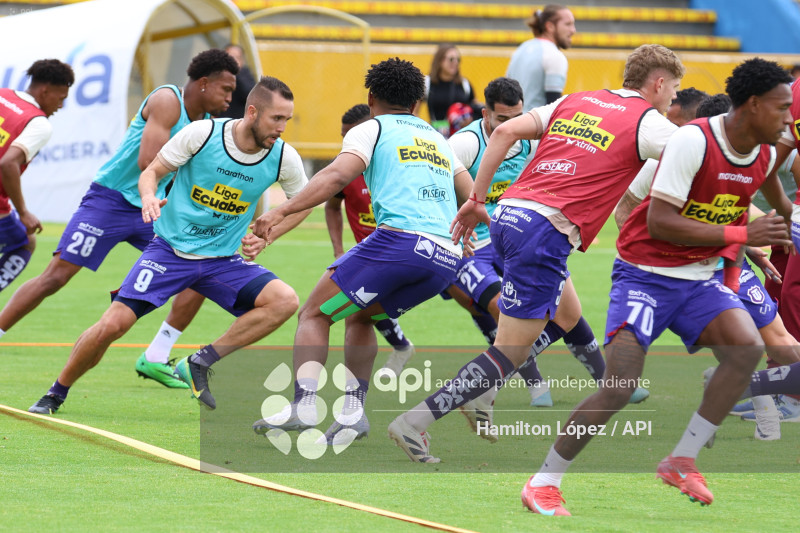 FBL-LIGAPRO-VINOTINTO VS TÉCNICO-UNIVERSITARIO