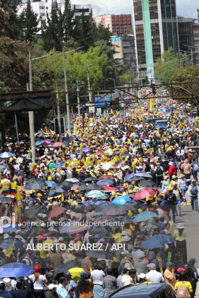 MARCHA PRESIDENTE NOBOA