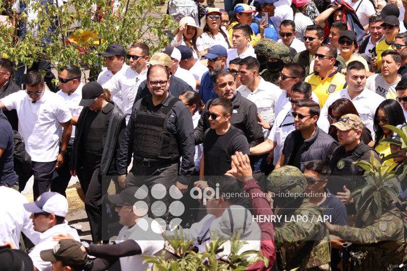 MARCHA CONTRA LA CORTE CONSTITUCIONAL