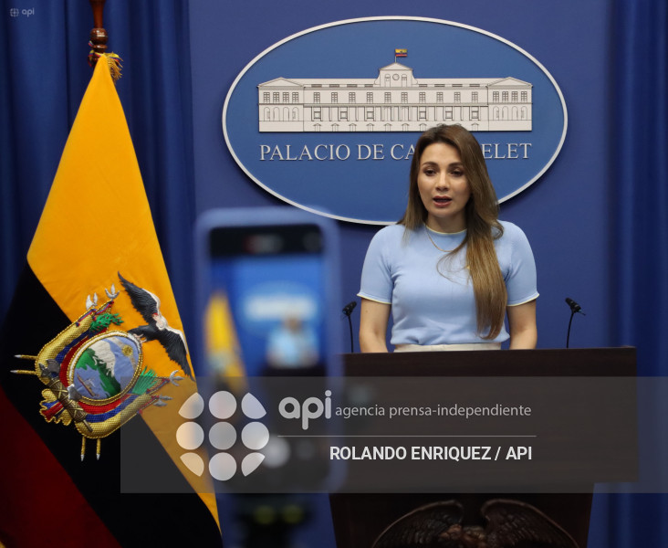 CAROLINA JARAMILLO RUEDA DE PRENSA