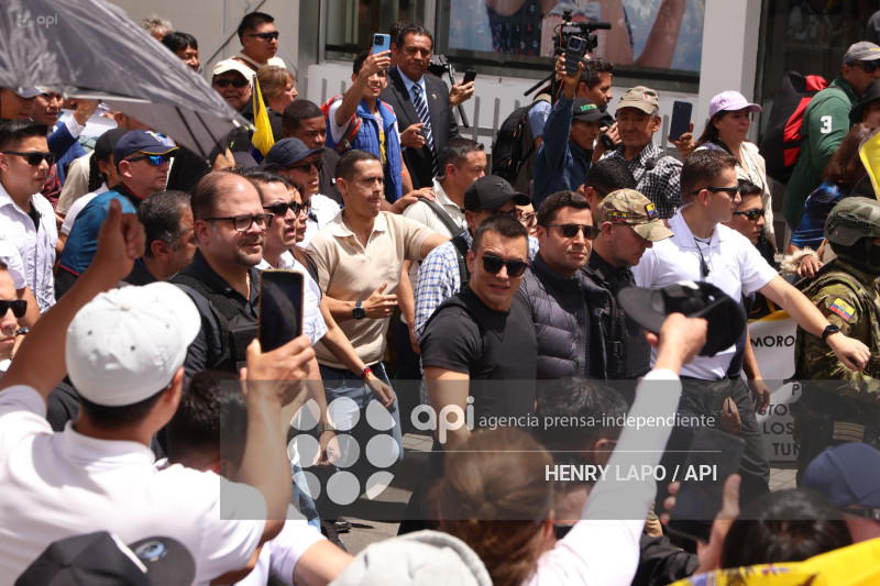 MARCHA CONTRA LA CORTE CONSTITUCIONAL