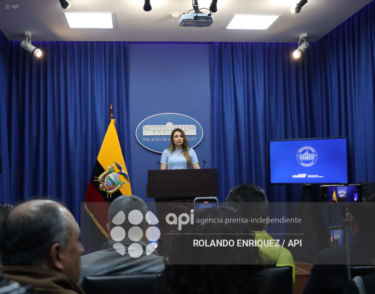 CAROLINA JARAMILLO RUEDA DE PRENSA