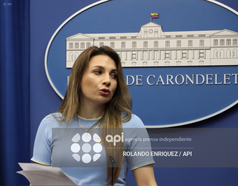 CAROLINA JARAMILLO RUEDA DE PRENSA