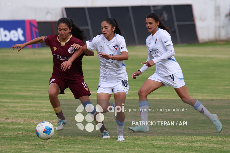 FBL SUPERLIGA FEMENINA VINO TINTO VS LIGA DE QUITO