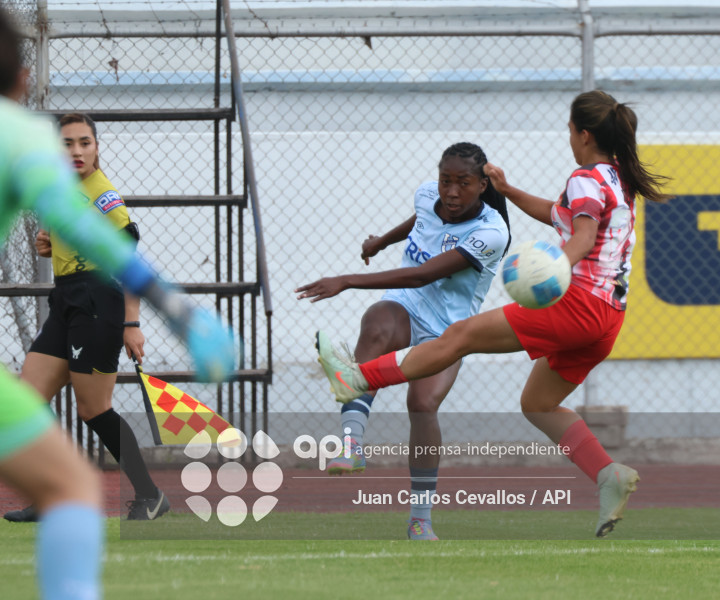 FBL-SUPERLIGA-DEPORTIVO IBARRA-CATOLICA