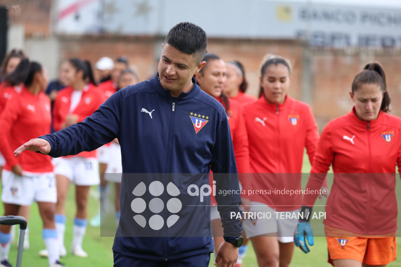 FBL SUPERLIGA FEMENINA VINO TINTO VS LIGA DE QUITO