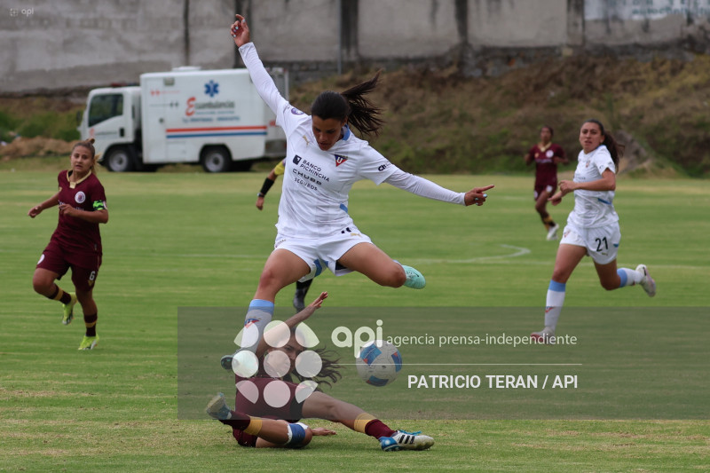 FBL SUPERLIGA FEMENINA VINO TINTO VS LIGA DE QUITO