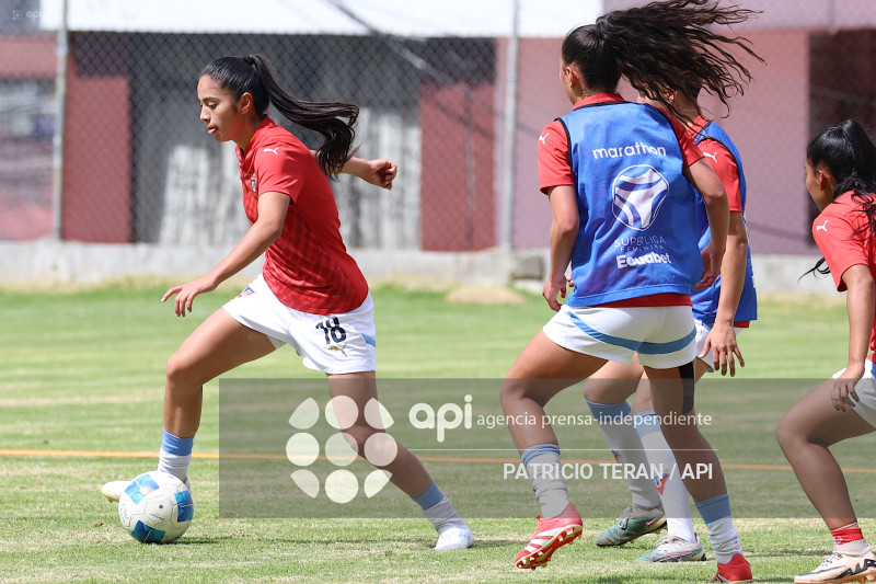 FBL SUPERLIGA FEMENINA VINO TINTO VS LIGA DE QUITO