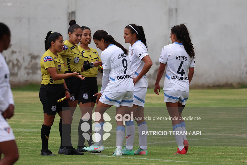 FBL SUPERLIGA FEMENINA VINO TINTO VS LIGA DE QUITO
